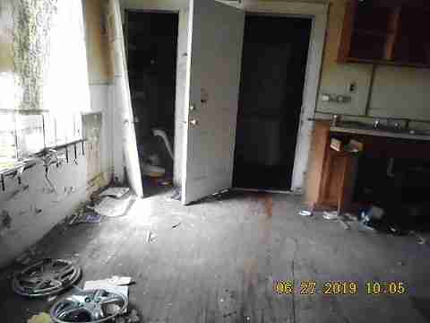 4693 32nd (22)_m.jpg